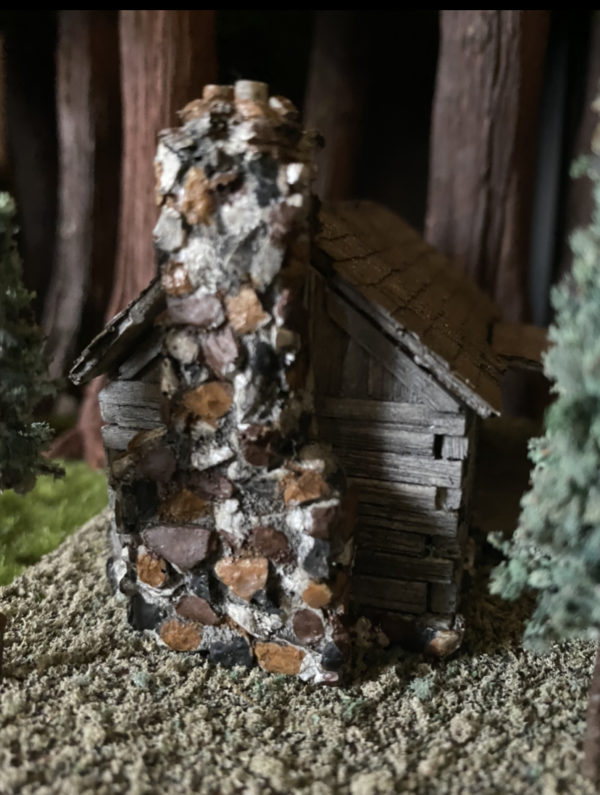 SMKY02 Smokey Bear with cabin scene - Image 3