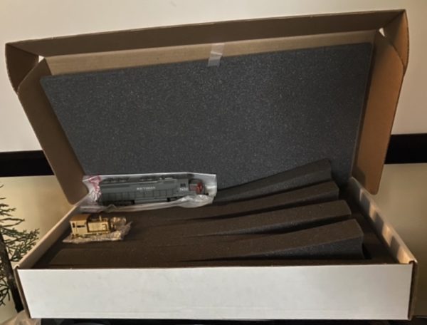 4 HO locomotive storage box - Image 2